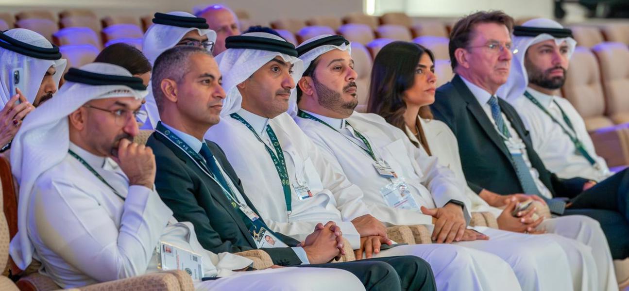 معالي الشيخ سلمان بن خليفة: البحرين ودول المنطقة تمتلك المقومات التنافسية اللازمة لعصر الذكاء الاصطناعي