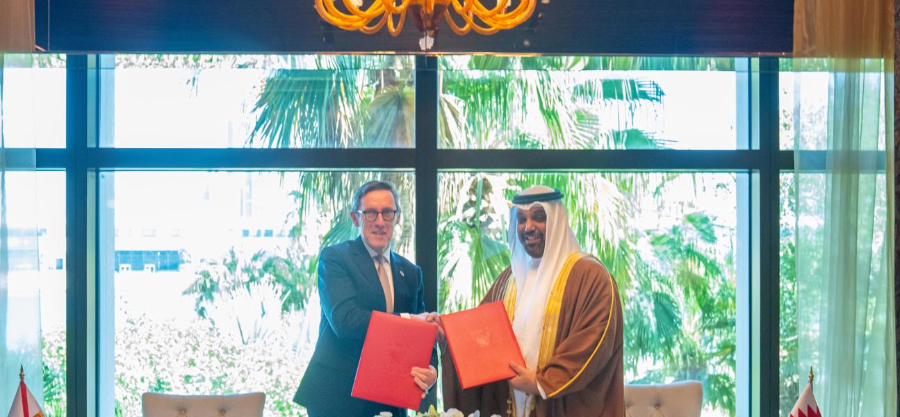 التوقيع على اتفاقية إزالة الازدواج الضريبي.. معالي وزير المالية والاقتصاد الوطني 