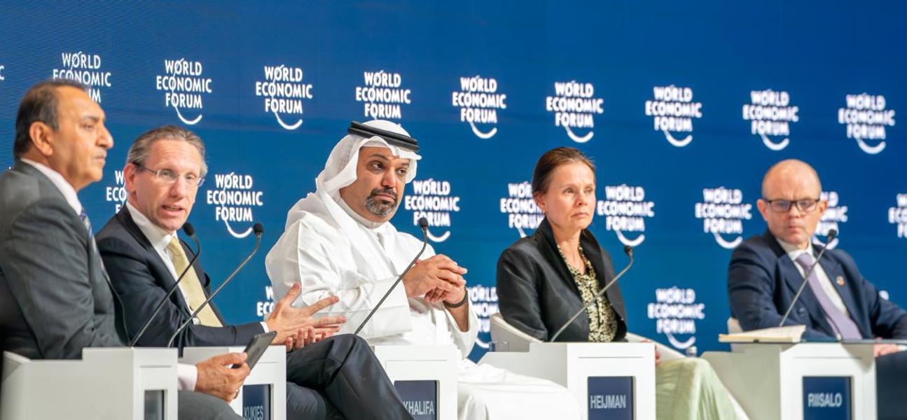 معالي الشيخ سلمان بن خليفة: البحرين ودول المنطقة تمتلك المقومات التنافسية اللازمة لعصر الذكاء الاصطناعي
