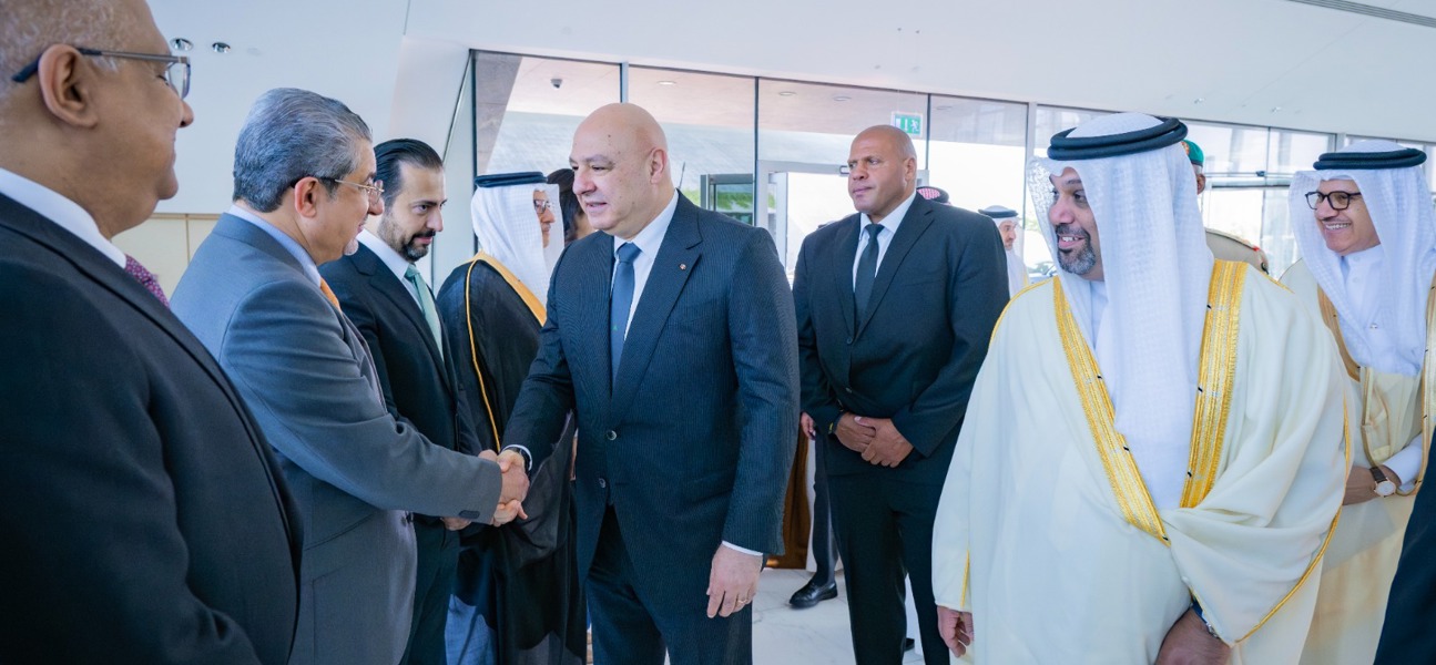 فخامة الرئيس اللبناني يزور مجلس التنمية الاقتصادية ويطلع على تجربة مملكة البحرين في التنويع الاقتصادي وتنافسية بيئتها الاستثمارية