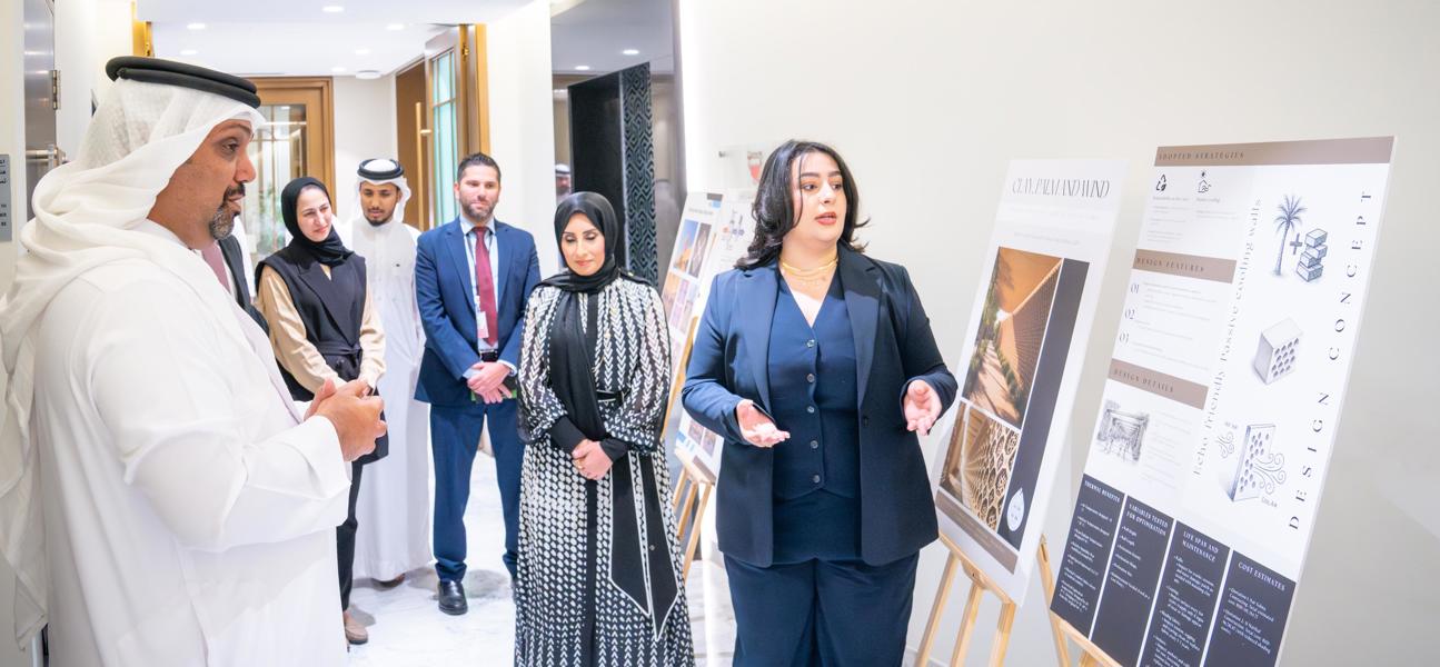 معالي وزير المالية والاقتصاد الوطني يستقبل الفرق الفائزة في مسابقة 
