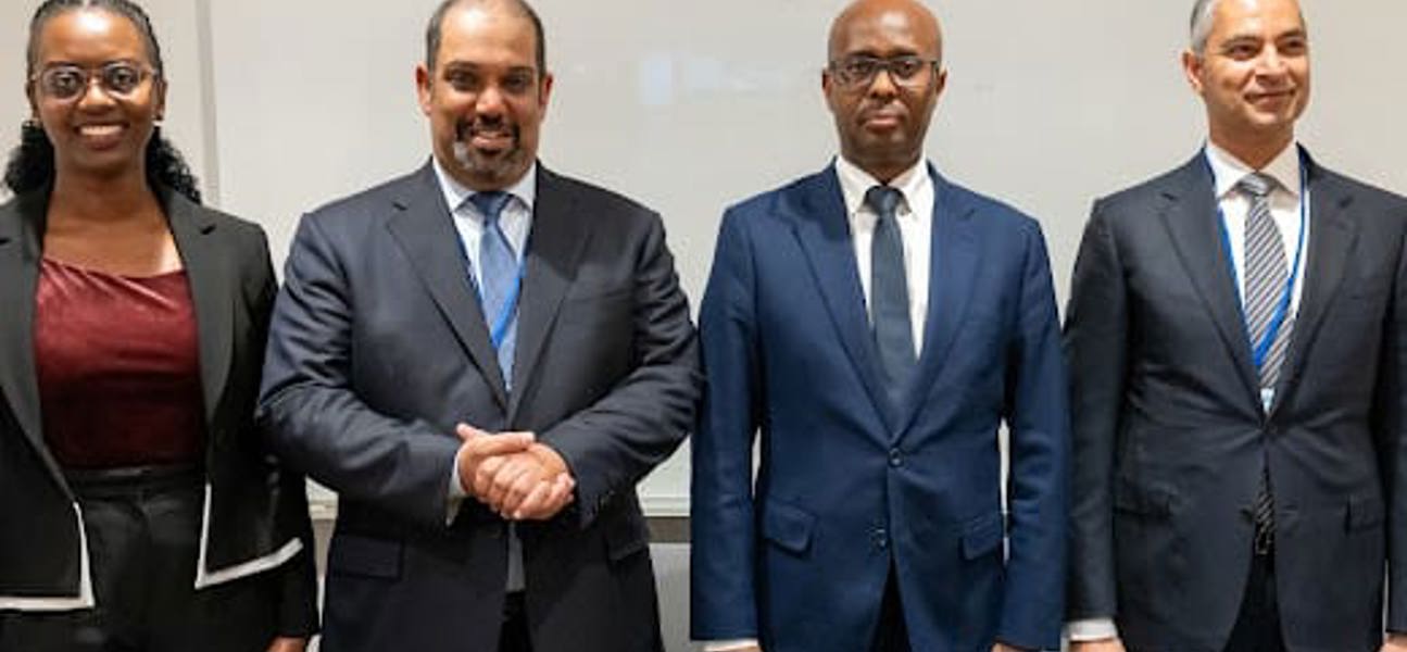 معالي وزير المالية والاقتصاد الوطني يلتقي نائب رئيس وزراء منغوليا ووزير المالية ومحافظ البنك المركزي في ماليزيا ووزير المالية والتخطيط الاقتصادي ووزيرة الدولة في راوندا