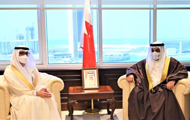 معالي وزير المالية والاقتصاد الوطني: مواصلة تعزيز التعاون المالي والاقتصادي بين مملكة البحرين ودولة الامارات العربية المتحدة الشقيقة