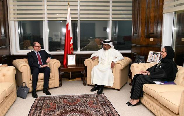 لدى استقباله رئيس معهد دول الخليج العربية في واشنطن وزير المالية والاقتصاد الوطني: الأبحاث والدراسات الاقتصادية تلعب دوراً مهماً في التنمية الاقتصادية بالمنطقة