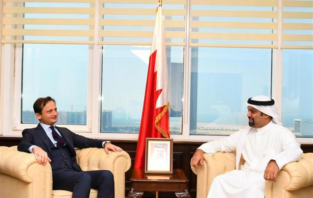 وزير المالية والاقتصاد الوطني: استمرار تطوير العلاقات البحرينية الإيطالية في المجال الاقتصادي