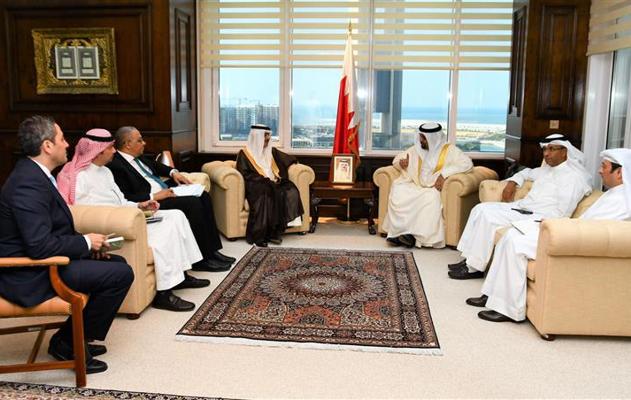 معالي وزير المالية والاقتصاد الوطني يستقبل معالي الدكتور بندر بن محمد حجار رئيس مجموعة البنك الإسلامي للتنمية