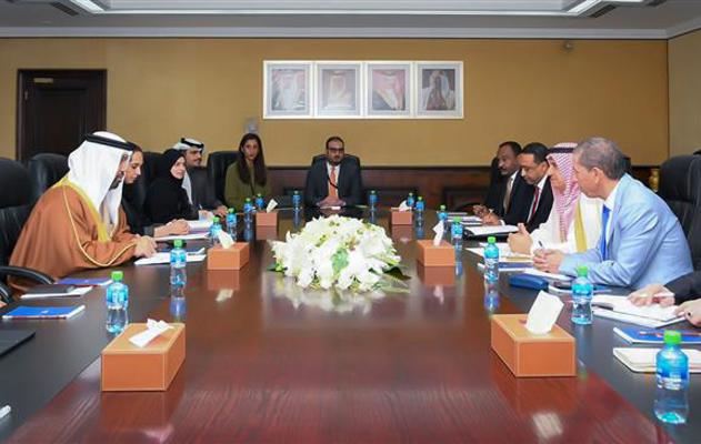 لدى استقبال معاليه المدير العام ورئيس مجلس إدارة صندوق النقد العربي  وزير المالية والاقتصاد الوطني: برنامج التوازن المالي يسير في الاتجاه الصحيح بفضل العمل بروح الفريق الواحد