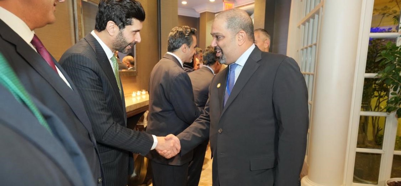 في إطار مشاركة معاليه في الاجتماعات السنوية لصندوق النقد الدولي والبنك الدولي في واشنطن.. معالي وزير المالية والاقتصاد الوطني يحضر حفل الاستقبال السنوي لبنوك البحرين