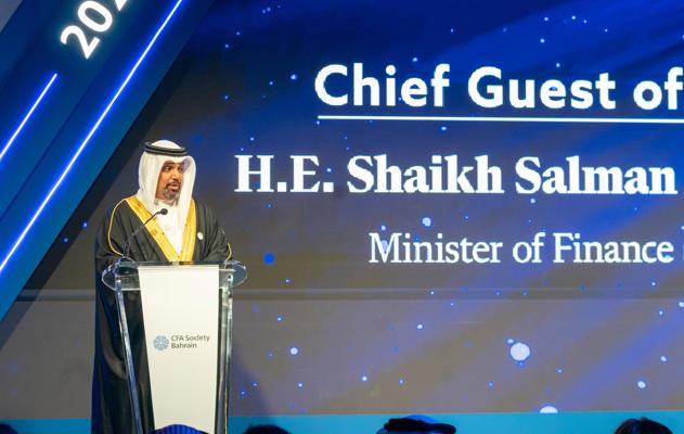 معالي وزير المالية والاقتصاد الوطني: الكوادر الوطنية المؤهلة أهم المقومات الجاذبة للاستثمار في القطاع المالي