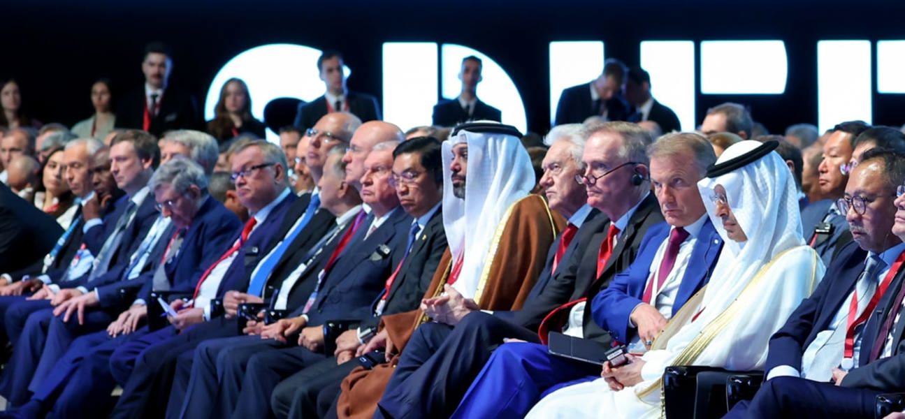 معالي وزير المالية والاقتصاد الوطني يترأس وفد مملكة البحرين في أعمال منتدى سان بطرسبورغ الاقتصادي الدولي 2026