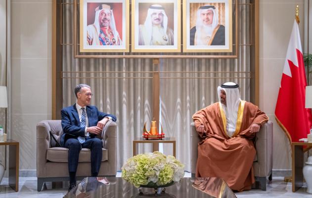 معالي وزير المالية والاقتصاد الوطني يستقبل سفير الولايات المتحدة الأمريكية لدى مملكة البحرين بمناسبة انتهاء فترة عمله
