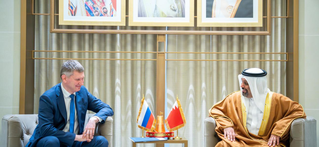 معالي وزير المالية والاقتصاد الوطني يستقبل وزير التنمية الاقتصادية في روسيا الاتحادية والوفد المرافق 
