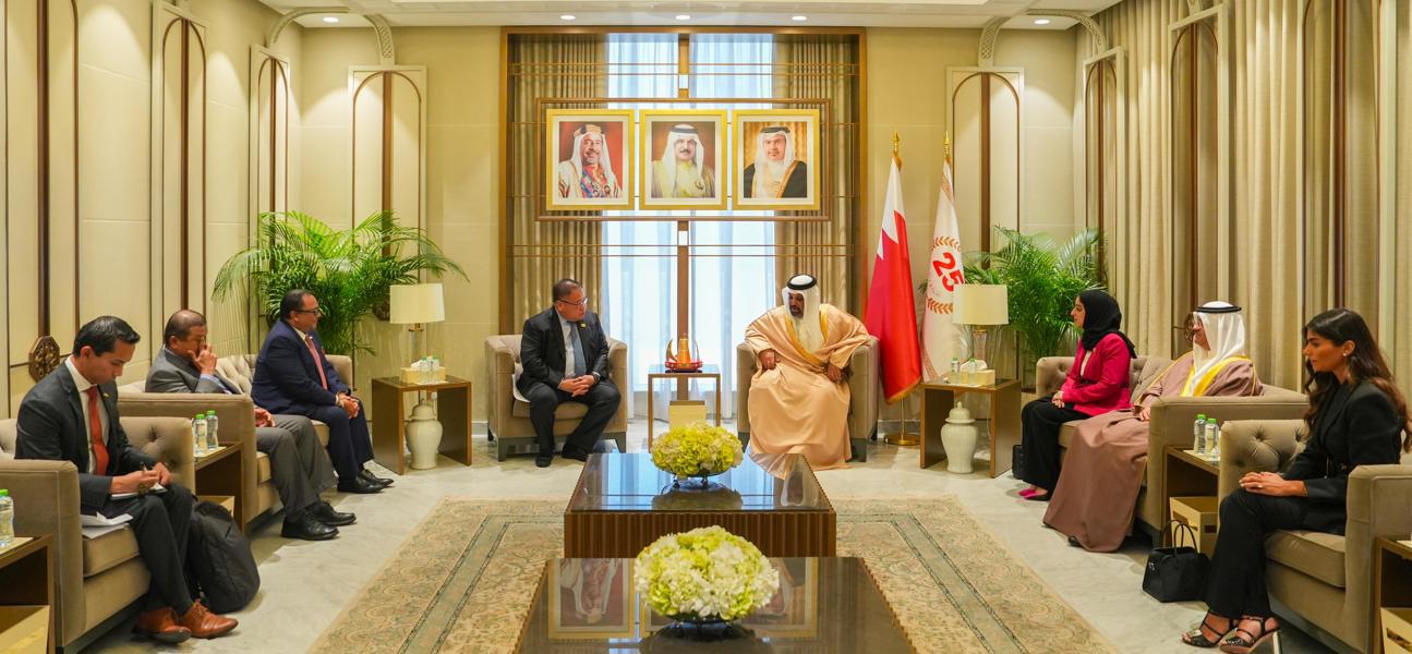 معالي وزير المالية والاقتصاد الوطني: مواصلة تنمية علاقات التعاون بين مملكة البحرين وماليزيا