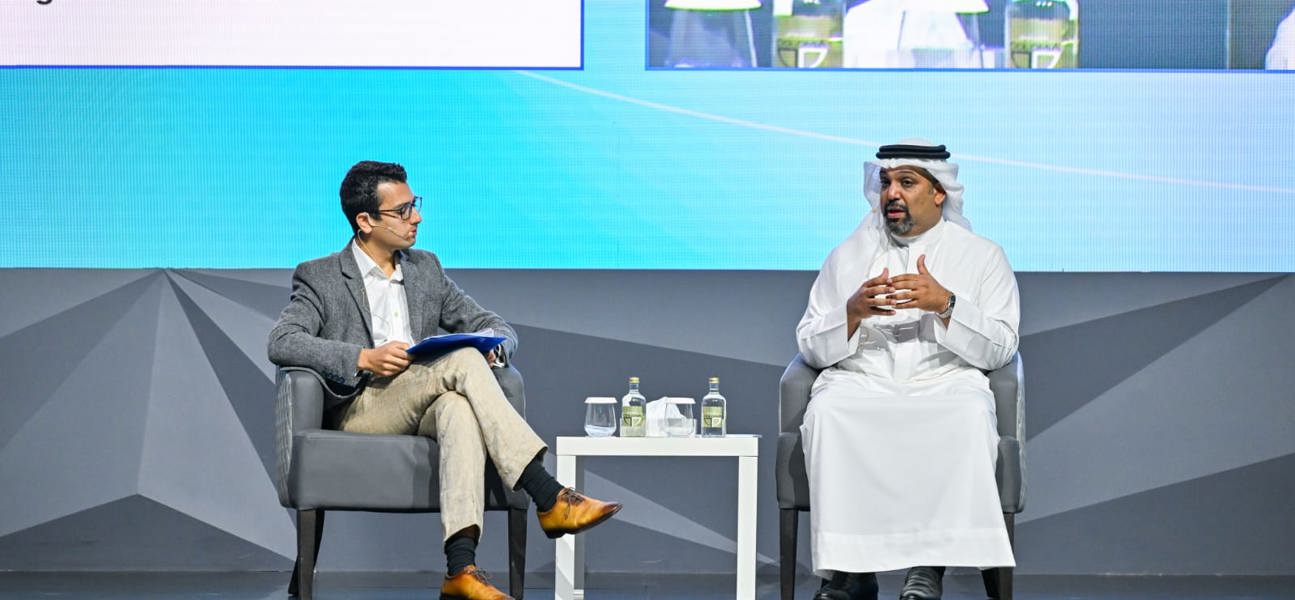 معالي وزير المالية والاقتصاد الوطني: القطاع المالي في البحرين  حقق نمواً مضطرداً  بفضل كفاءة أبناء الوطن الذين أصبحوا بما لديهم من قدرات وتميز عناصر جذب بهذا القطاع الحيوي