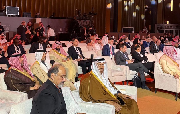 وكيل الوزارة للشؤون المالية بوزارة المالية والاقتصاد الوطني يشارك في مؤتمر العلا لاقتصادات الأسواق الناشئة