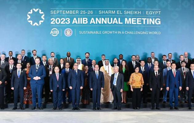 وكيل وزارة المالية والاقتصاد الوطني للشؤون المالية يترأس وفد مملكة البحرين في الاجتماع السنوي الثامن للبنك الآسيوي للاستثمار في البنية التحتية