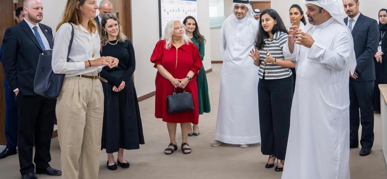 معالي وزير المالية والاقتصاد الوطني يؤكد على الشراكة الاستراتيجية المتميزة التي تجمع مملكة البحرين والمملكة المتحدة