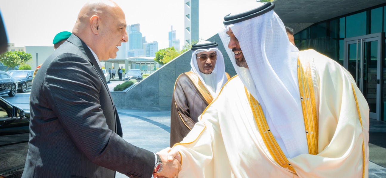 فخامة الرئيس اللبناني يزور مجلس التنمية الاقتصادية ويطلع على تجربة مملكة البحرين في التنويع الاقتصادي وتنافسية بيئتها الاستثمارية