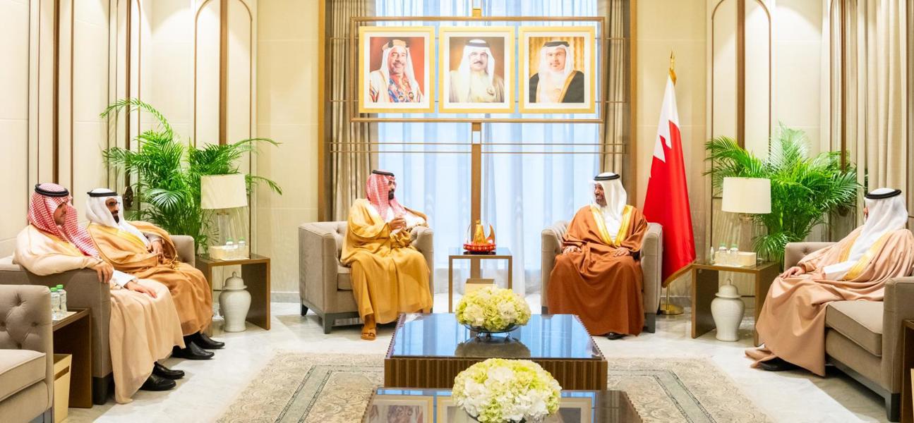 معالي وزير المالية والاقتصاد الوطني يؤكد على عمق العلاقات التاريخية والروابط الأخوية بين مملكة البحرين والمملكة العربية السعودية 