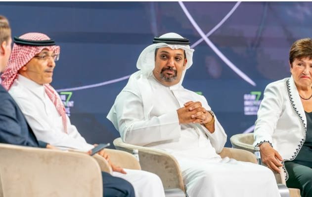 وزير المالية والاقتصاد الوطني يشارك في الجلسة الحوارية بعنوان موازنة مفاهيم السياسة المالية