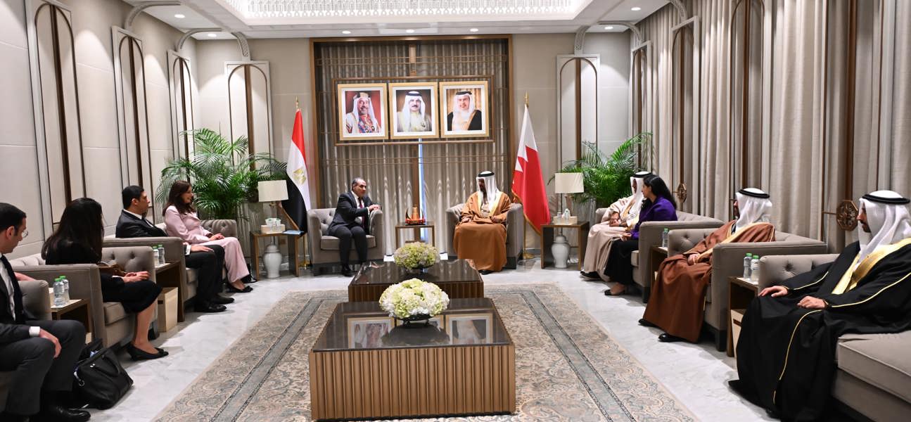 معالي وزير المالية والاقتصاد الوطني يؤكد على عمق العلاقات التاريخية بين مملكة البحرين وجمهورية مصر العربية التي تستند على أسس متينة من التعاون والتنسيق المشترك