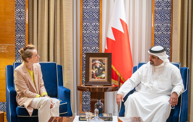 معالي وزير المالية والاقتصاد الوطني يلتقي المفوضة التجارية لصاحب الجلالة البريطانية في الشرق الأوسط وباكستان