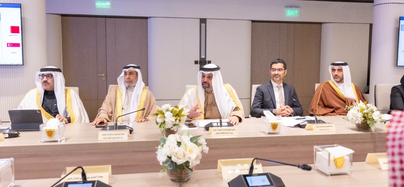 السلطتان التنفيذية والتشريعية تعقدان اجتماعاً مشتركاً لمواصلة التشاور حول موضوع الميزانية العامة للدولة للسنتين الماليتين 2025- 2026