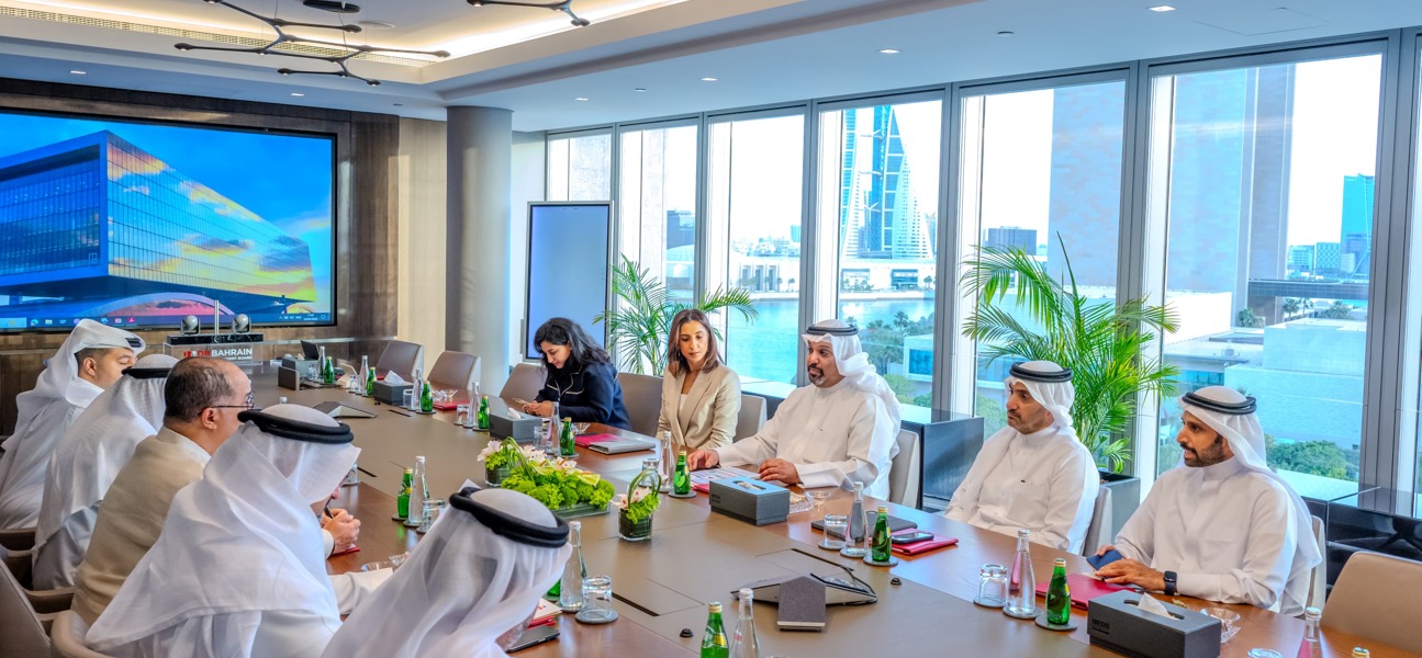 معالي وزير المالية والاقتصاد الوطني يستقبل سفير جمهورية الفلبين لدى مملكة البحرين