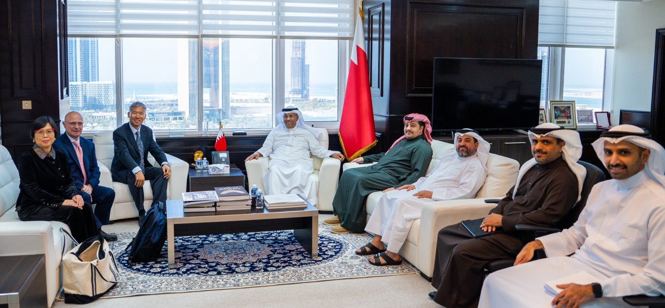 وكيل الوزارة للشؤون المالية بوزارة المالية والاقتصاد الوطني يستقبل الرئيس التنفيذي لمركز التعاون متعدد الأطراف لتمويل التنمية