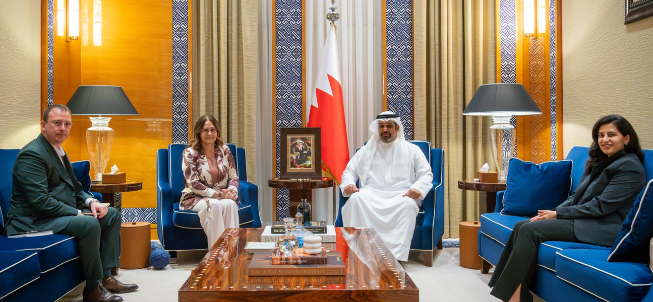 معالي وزير المالية والاقتصاد الوطني يستقبل سفيرة جمهورية صربيا لدى مملكة البحرين