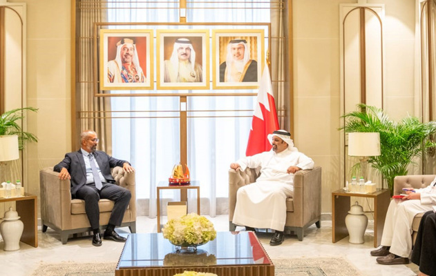معالي وزير المالية والاقتصاد الوطني يستقبل رئيس بعثة المنظمة الدولية للهجرة لدى مملكة البحرين بمناسبة انتهاء فترة عمله