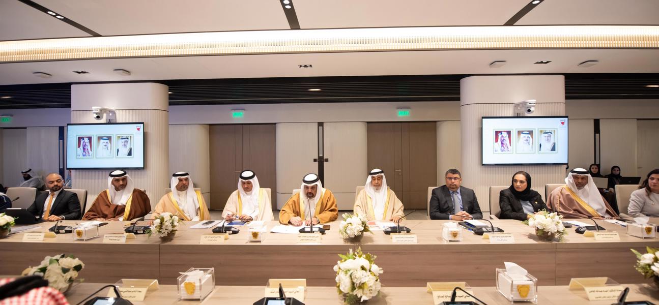 السلطتان التنفيذية والتشريعية تستعرضان مزايا حساب المواطن الذي سيشتمل على برامج الدعم مع إضافة دعم الوقود والكهرباء والماء بشكل نقدي ومباشر