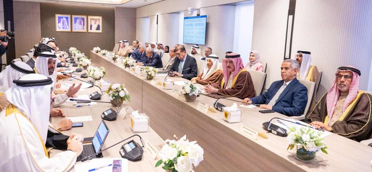 السلطتان التنفيذية والتشريعية تعقدان اجتماعاً مشتركاً لمواصلة التشاور حول موضوع الميزانية العامة للدولة للسنتين الماليتين 2025- 2026