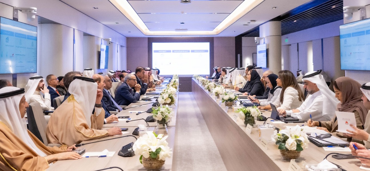 السلطتان التنفيذية والتشريعية تعقدان اجتماعاً مشتركاً لمواصلة التشاور حول موضوع الميزانية العامة للدولة للسنتين الماليتين 2025- 2026