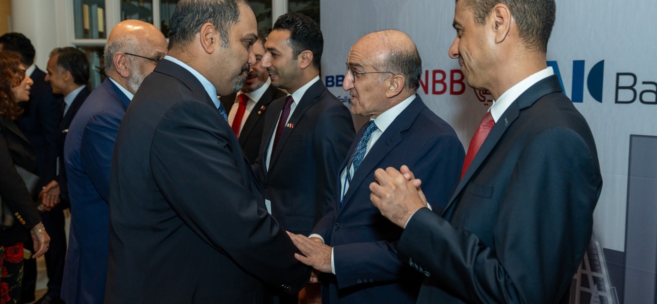 في إطار مشاركة معاليه في الاجتماعات السنويّة لصندوق النقد الدولي والبنك الدولي في واشنطن.. معالي وزير المالية والاقتصاد الوطني يحضر حفل الاستقبال السنوي لبنوك البحرين