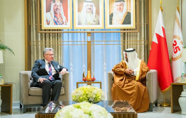 معالي وزير المالية والاقتصاد الوطني يؤكد على عمق العلاقات التاريخية والشراكات الاستراتيجية بين مملكة البحرين والمملكة المتحدة
