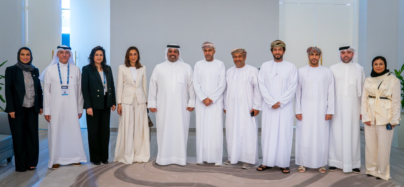 في إطار مشاركة معاليه في منتدى مستقبل التكنولوجيا المالية 2026.. معالي وزير المالية والاقتصاد الوطني يلتقي رئيس مجلس إدارة الشركة الوطنية العُمانية للهندسة والاستثمار