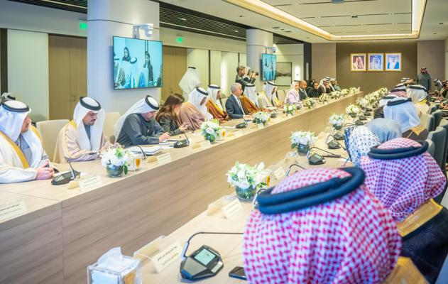 السلطتان التنفيذية والتشريعية تعقدان اجتماعاً مشتركاً للتشاور حول موضوع الميزانية العامة للدولة للسنتين الماليتين 2025- 2026