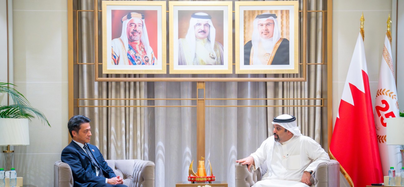 وزير المالية والاقتصاد الوطني يستقبل القنصل الفخري لمملكة البحرين في هونغ كونغ
