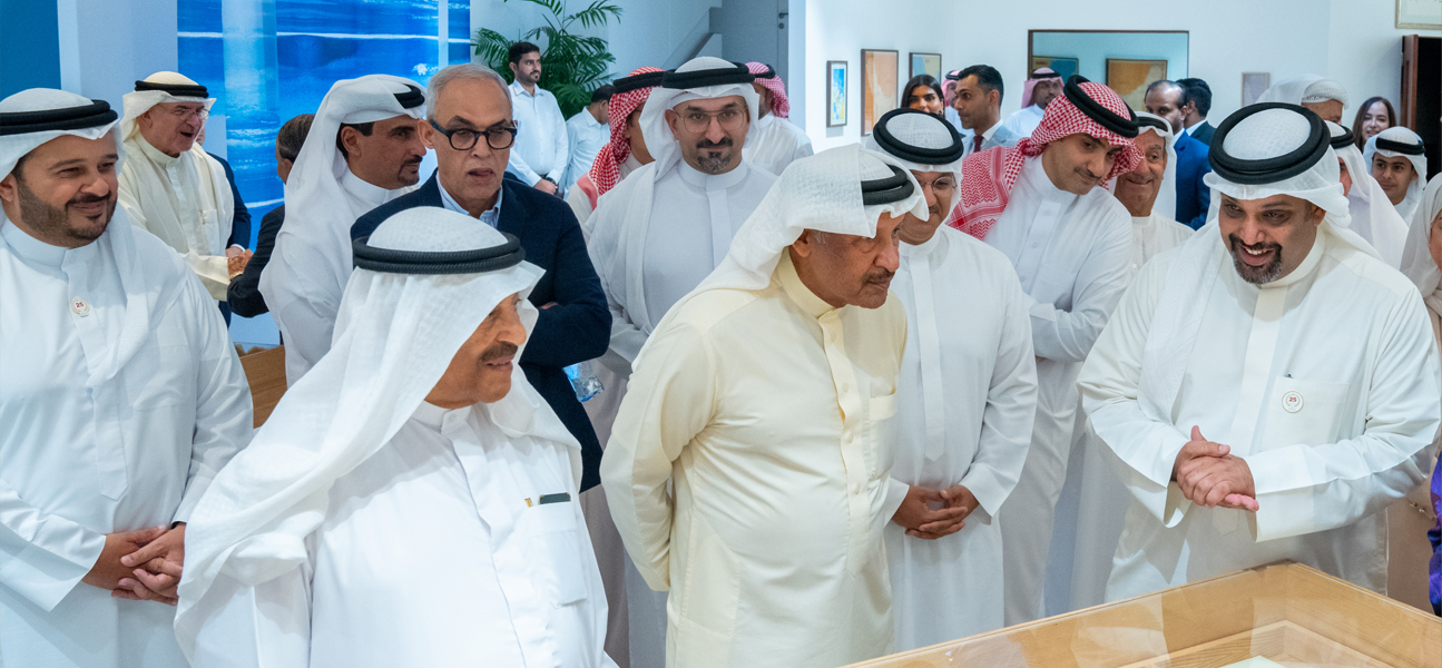 معالي وزير المالية والاقتصاد الوطني يؤكد حرص مملكة البحرين على مواصلة تطوير الصناعات الوطنية