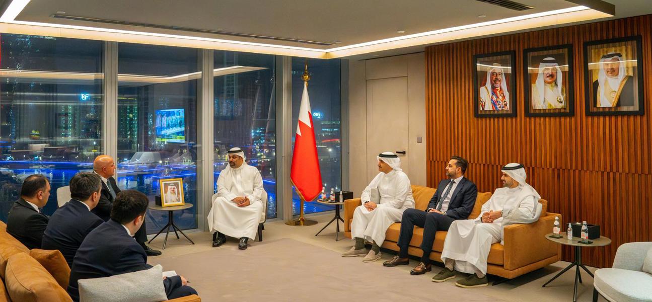 Finance Minister receives Azerbaijan State Oil Fund Chief Executive