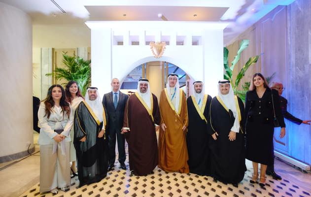 في إطار مشاركة معاليه في الاجتماعات السنوية لصندوق النقد الدولي والبنك الدولي في بانكوك.. معالي وزير المالية والاقتصاد الوطني يحضر حفل الاستقبال السنوي لبنوك البحرين ويؤكد أن القطاع المالي والمصرفي ركيزة حيوية لتعزيز تنافسية المملكة عالمياً
