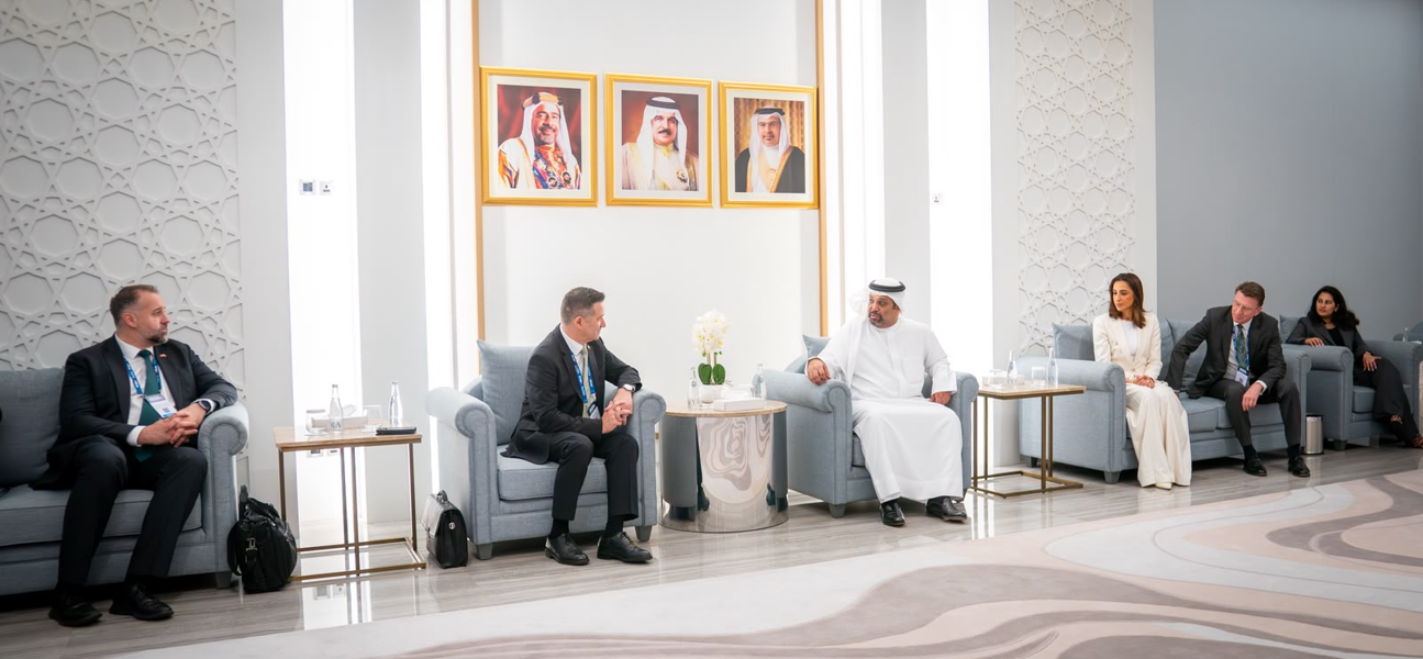 في إطار منتدى مستقبل التكنولوجيا المالية 2026.. معالي وزير المالية والاقتصاد الوطني يستقبل سفير الاتحاد السويسري لدى مملكة البحرين
