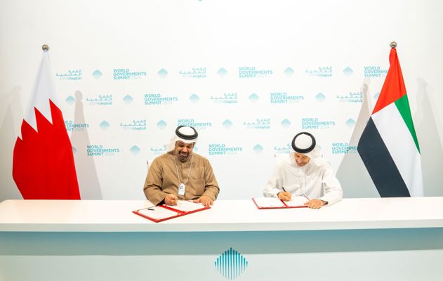 في إطار مشاركة معاليه في المنتدى الثامن للمالية العامة في الدول العربية بمدينة دبي .. معالي وزير المالية والاقتصاد الوطني يوقع على اتفاقية تشجيع وحماية الاستثمار واتفاقية إزالة الازدواج الضريبي مع الإمارات.. ويؤكد مواصلة تطوير مسارات التعاون الاقتصادي وال