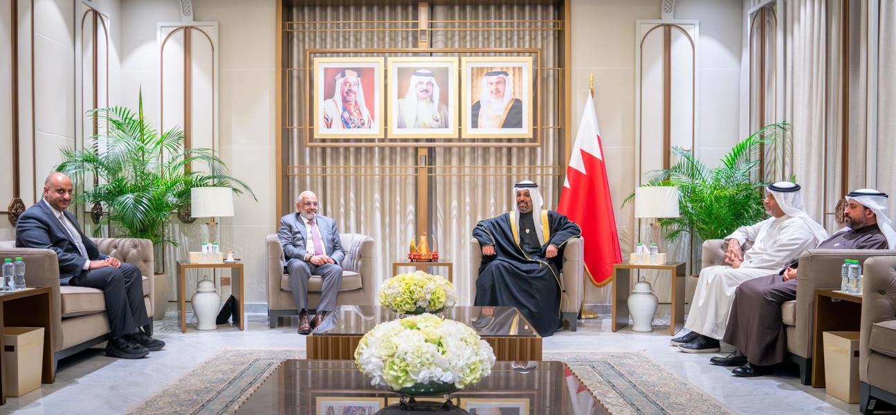 معالي وزير المالية والاقتصاد الوطني يلتقي المدير التنفيذي لمجموعة البنك الدولي
