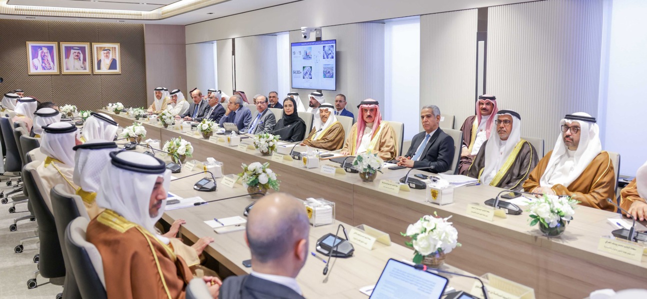 السلطتان التنفيذية والتشريعية تستعرضان مزايا حساب المواطن الذي سيشتمل على برامج الدعم مع إضافة دعم الوقود والكهرباء والماء بشكل نقدي ومباشر