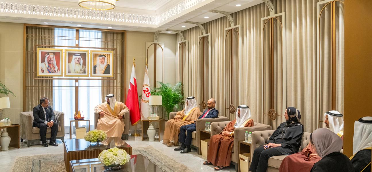 معالي وزير المالية والاقتصاد الوطني يستقبل وزير الشؤون الخارجية بجمهورية المالديف