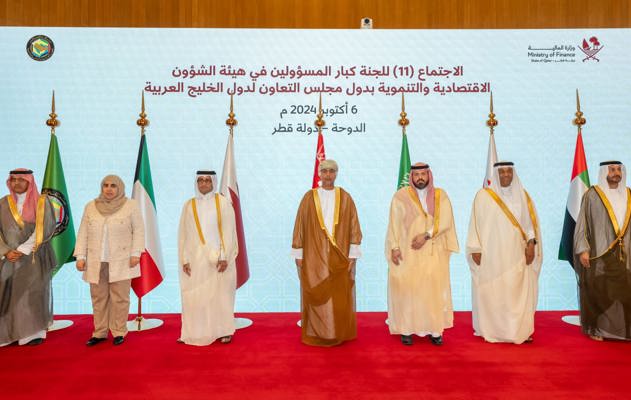وكيل الوزارة للشؤون المالية بوزارة المالية والاقتصاد الوطني يترأس وفد مملكة البحرين في اجتماع كبار المسؤولين