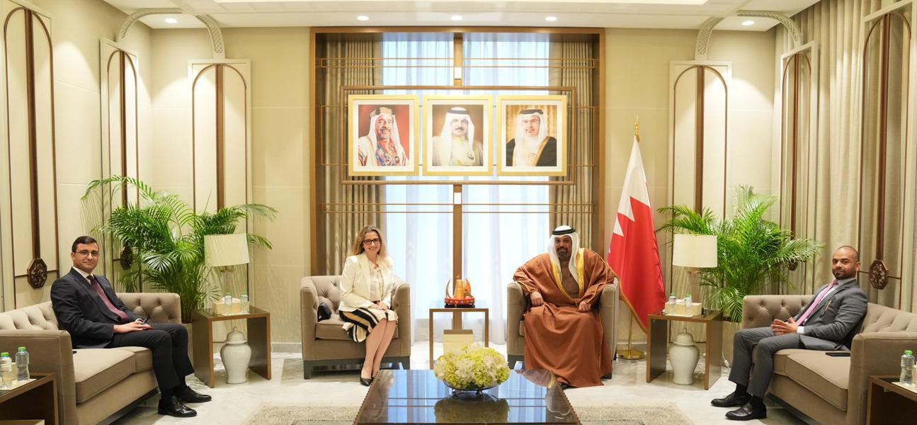 معالي وزير المالية والاقتصاد الوطني: العلاقات الثنائية بين مملكة البحرين وجمهورية إيطاليا تشهد تطوراً ونماءً مستمراً في كافة المجالات 