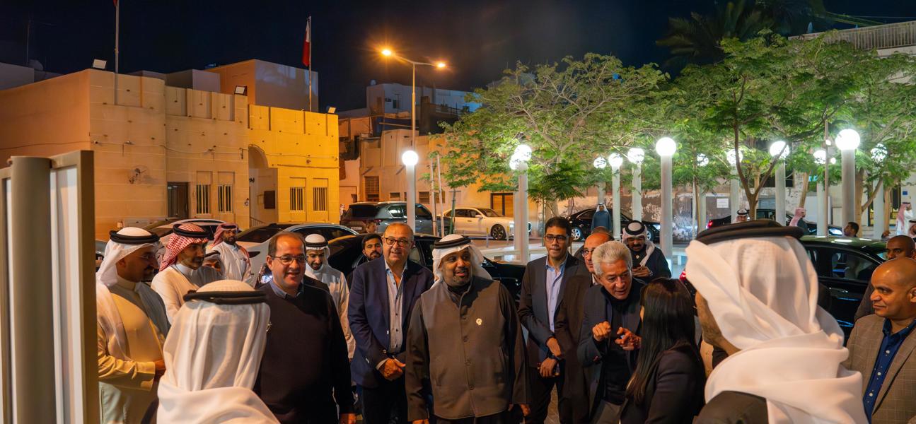 في إطار انعقاد اجتماع اللجنة الحكومية البحرينية المصرية المشتركة للتعاون التجاري والاقتصادي والعلمي والتكنولوجي .. اللجنة المشتركة تزور موقع مسار اللؤلؤ بالمحرق